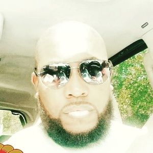 Meet your Posher, Joel